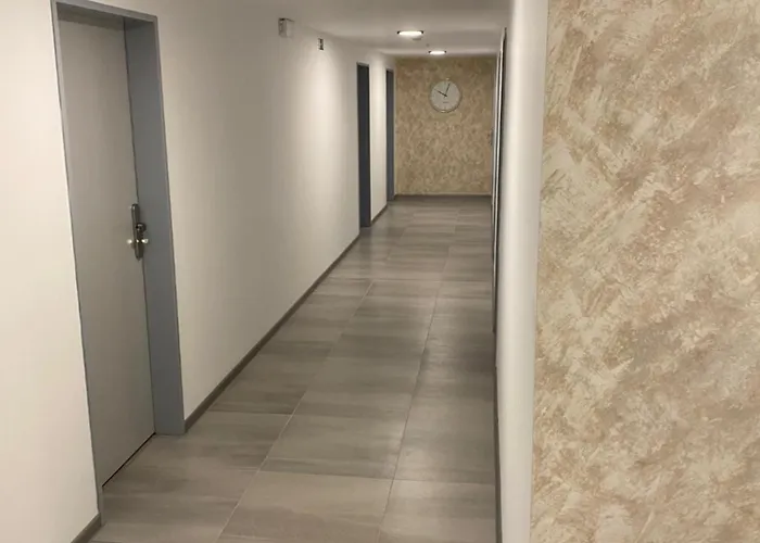 アパート I. トレボン